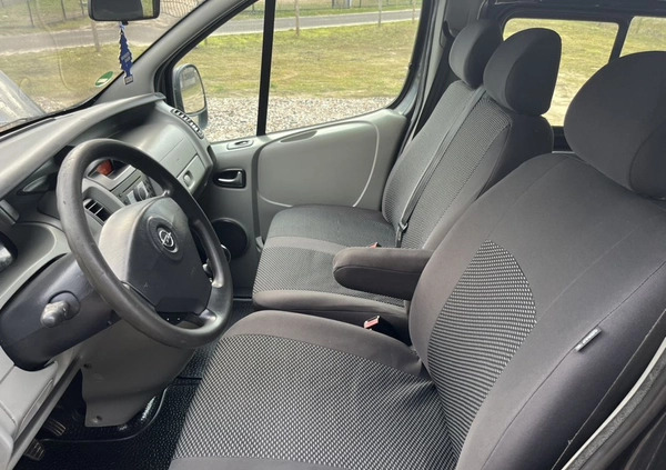 Opel Vivaro cena 29900 przebieg: 297000, rok produkcji 2007 z Zagórów małe 121